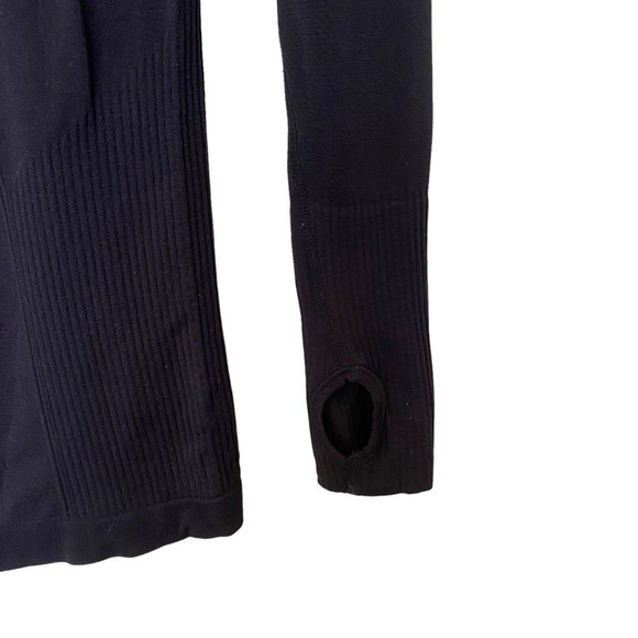 Zyia Active Fog Performance 1/4 Zip Long Sleeve Pullover Top in Black - Picture 5 of 8